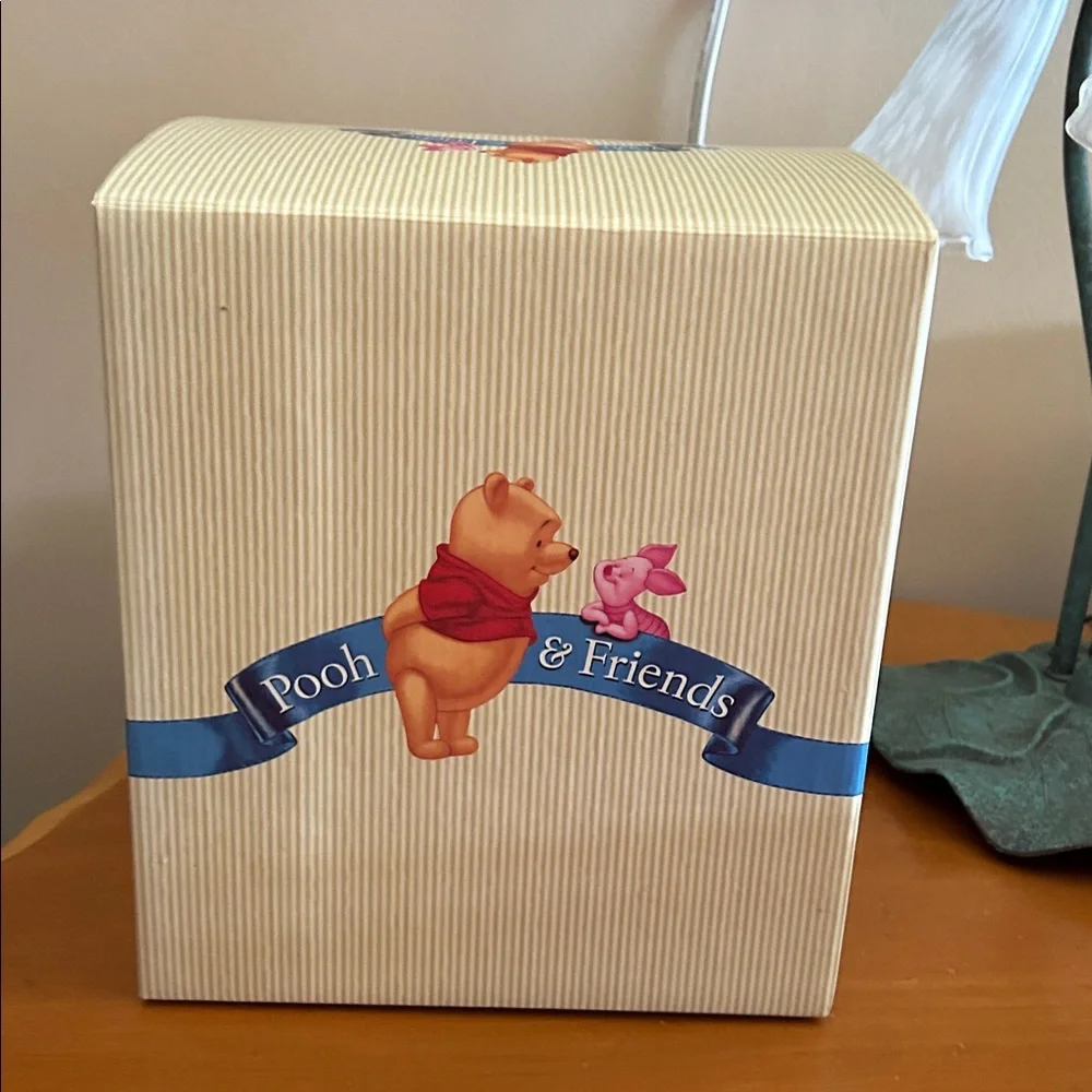 Disney Pooh & Friends Figurine - Cream